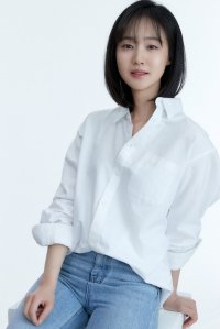 Park Ye-young