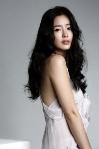 Lim So-young