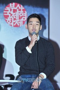 Kang Shin-hyo