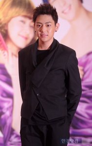 Ahn Yong-joon