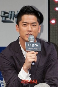 Lee Yong-woo
