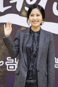 Shin Dong-mi