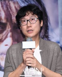 Hwang Dong-hyuk